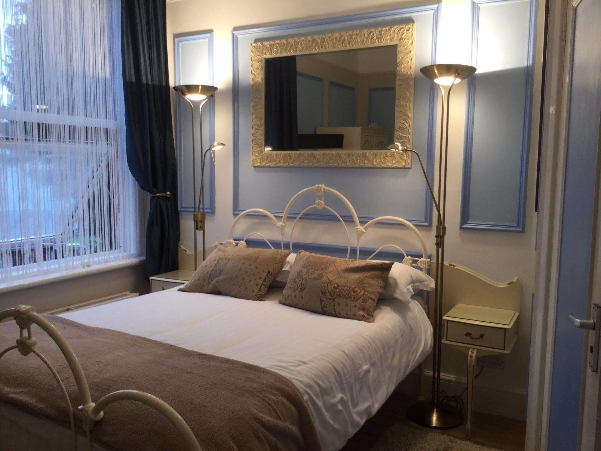 The Groveside Guest House Sidmouth Eksteriør bilde
